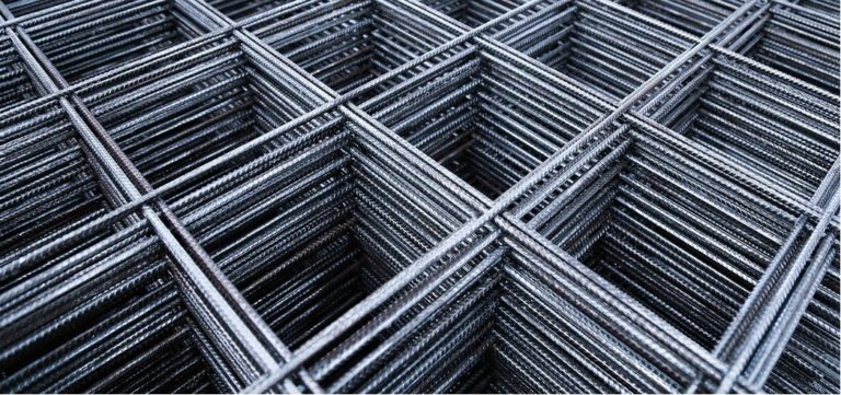 Piles of reo mesh