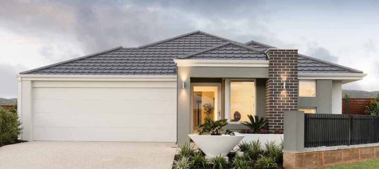 Residential home with dark grey concrete tiles from Bristile