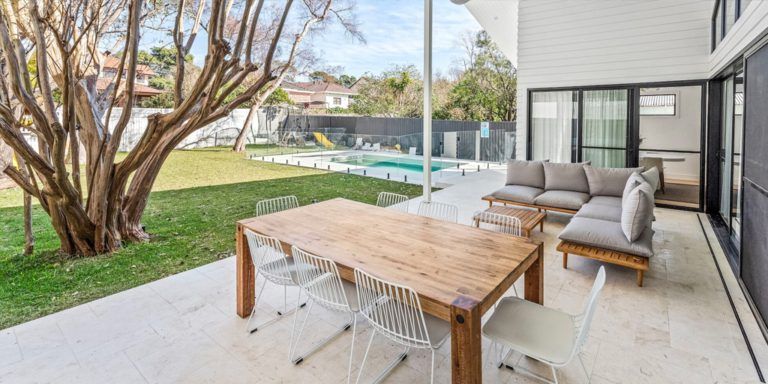 8904 20231116155201 Backyard Pavers 12