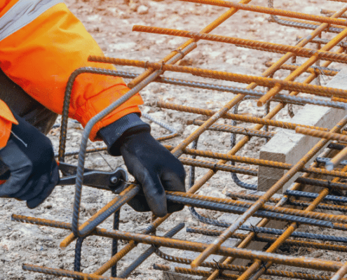 worker rebar concrete