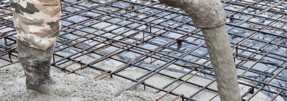 concrete pour into rebar