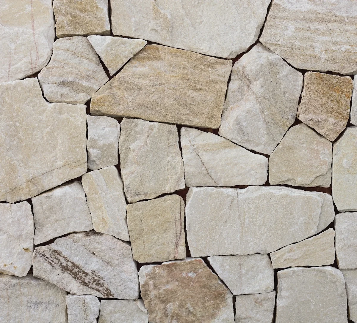 Stone centre light stone wall